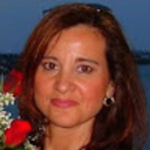 Meet your Posher, Carmela